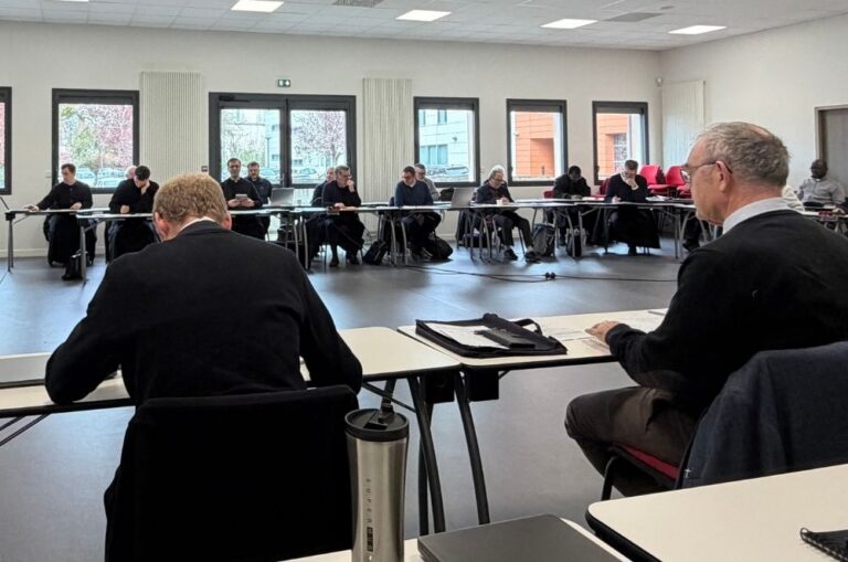 Le Conseil presbytéral : un lieu de discernement et de communion