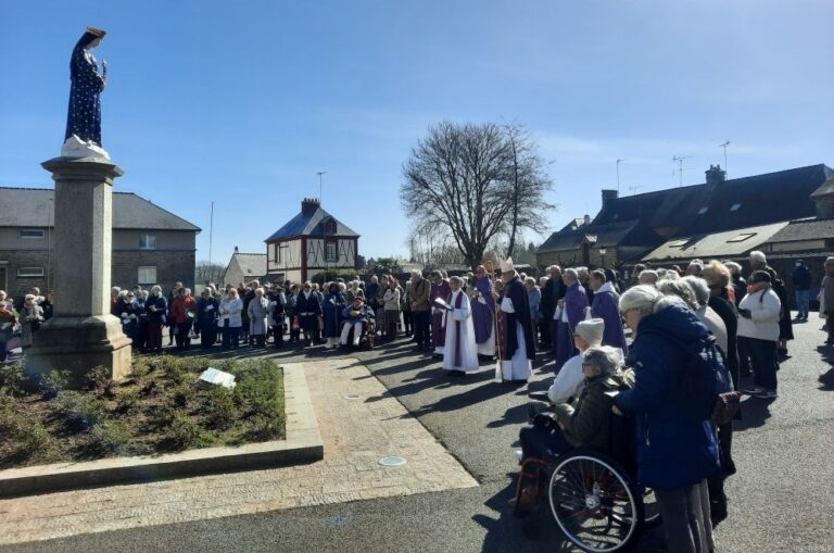 À Pontmain, la Pastorale du Monde de la Santé appelée à « faire corps »