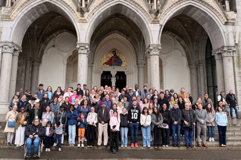 87 confirmands rassemblés à Pontmain